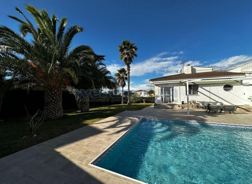 Videresalg - Frittliggende villa -
Orihuela Costa - Los Balcones