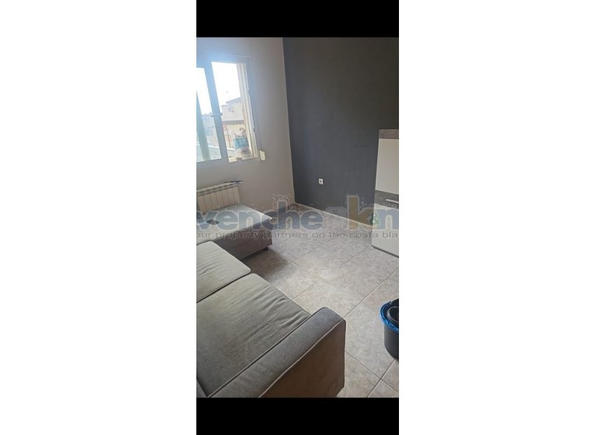 Videresalg - Frittliggende villa -
San Miguel de Salinas
