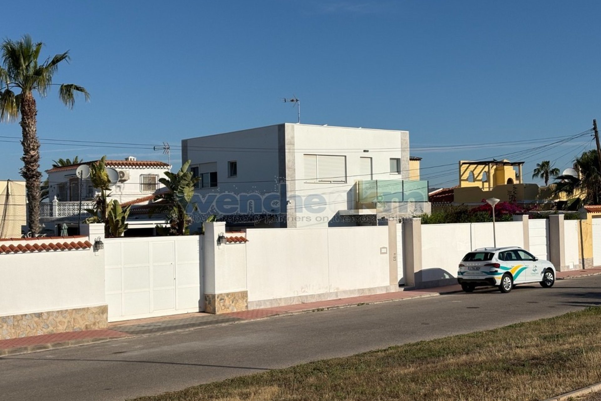 Videresalg - Frittliggende villa -
Torrevieja - La Siesta - El Salado -  Torreta