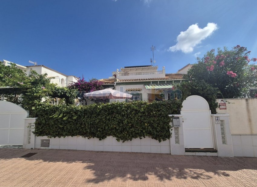 Videresalg - Quatro -
Orihuela Costa - La Florida