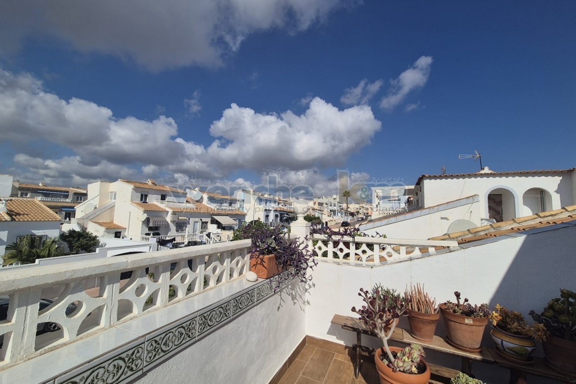 Videresalg - Quatro -
Orihuela Costa - La Florida