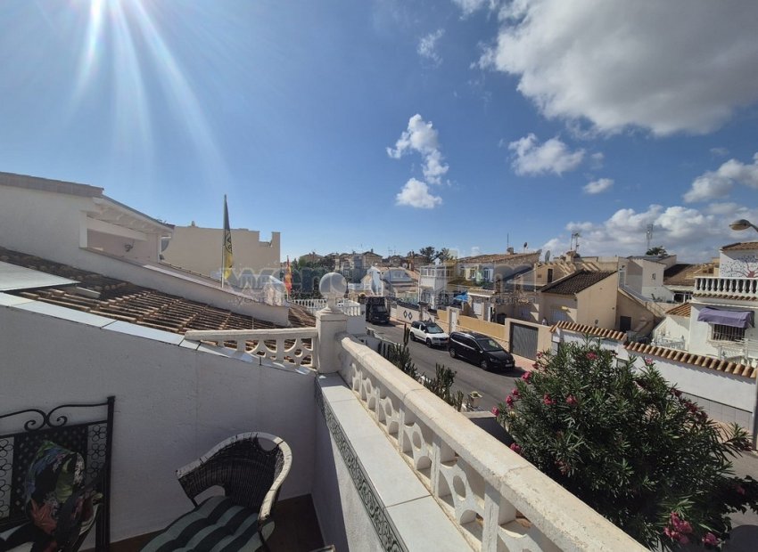 Videresalg - Quatro -
Orihuela Costa - La Florida