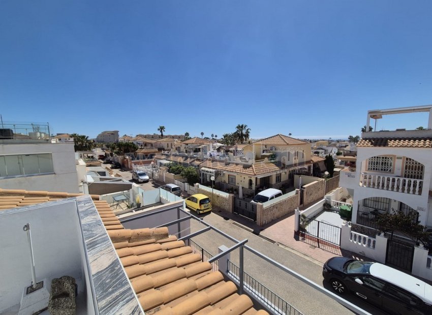 Videresalg - Quatro -
Orihuela Costa - La Florida