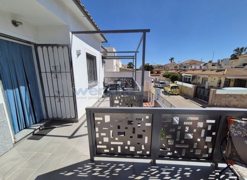 Videresalg - Quatro -
Orihuela Costa - La Florida