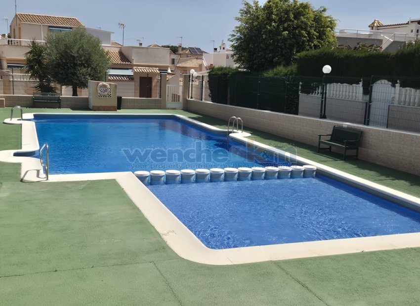 Videresalg - Quatro -
Orihuela Costa - Los Altos