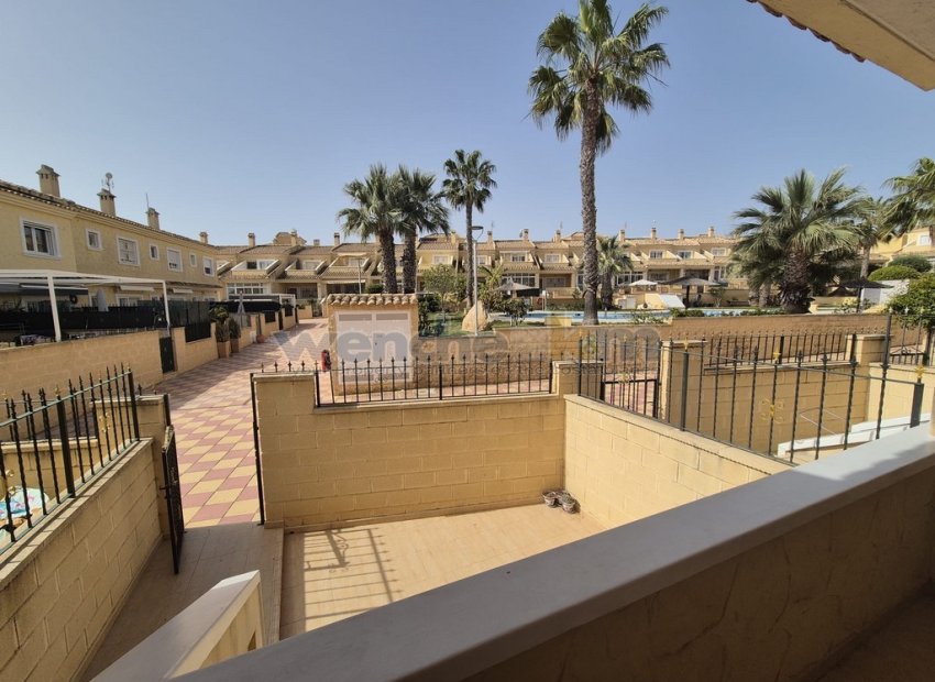 Videresalg - terraced -
Orihuela Costa - Los Altos