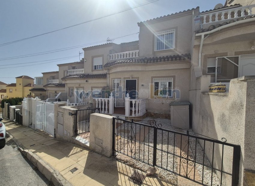 Videresalg - terraced -
San Miguel de Salinas