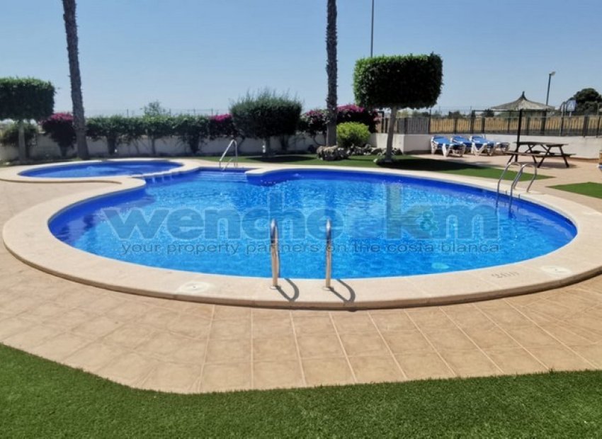 Videresalg - Tosidig -
Orihuela Costa - Villamartín