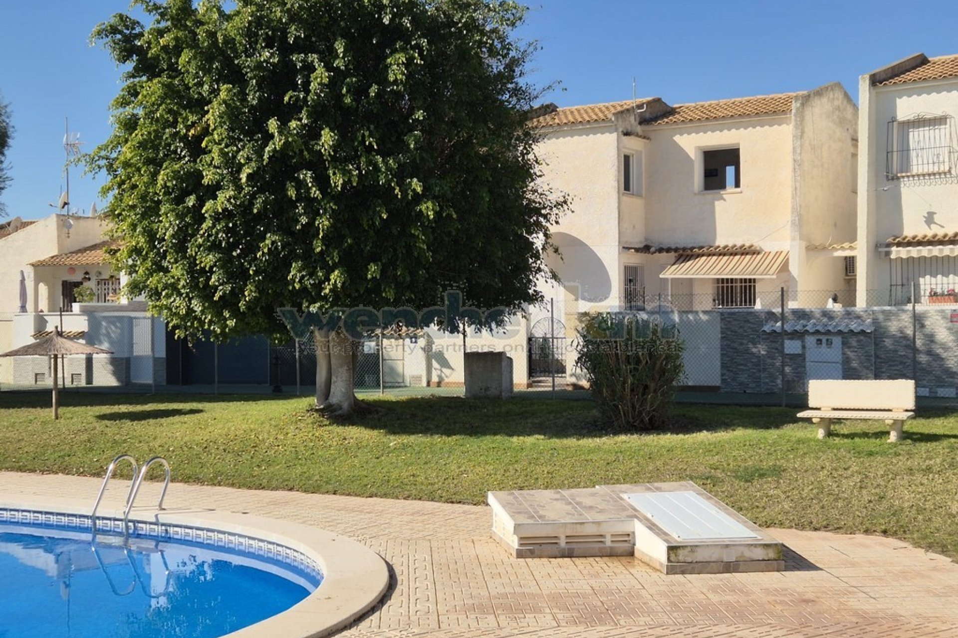 Wiederverkauf - bungalow -
Orihuela Costa - La Florida