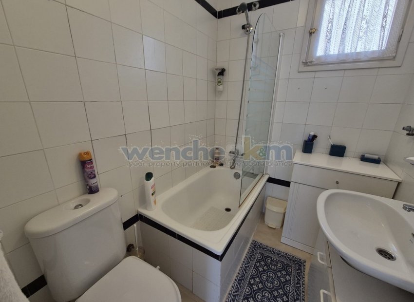 Wiederverkauf - bungalow -
Orihuela Costa - La Florida