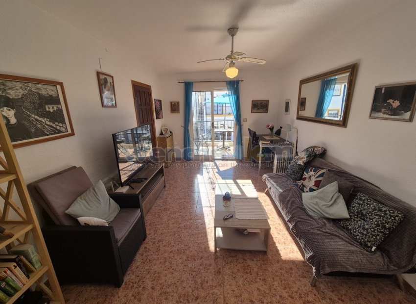 Wiederverkauf - bungalow -
Orihuela Costa - Los Altos