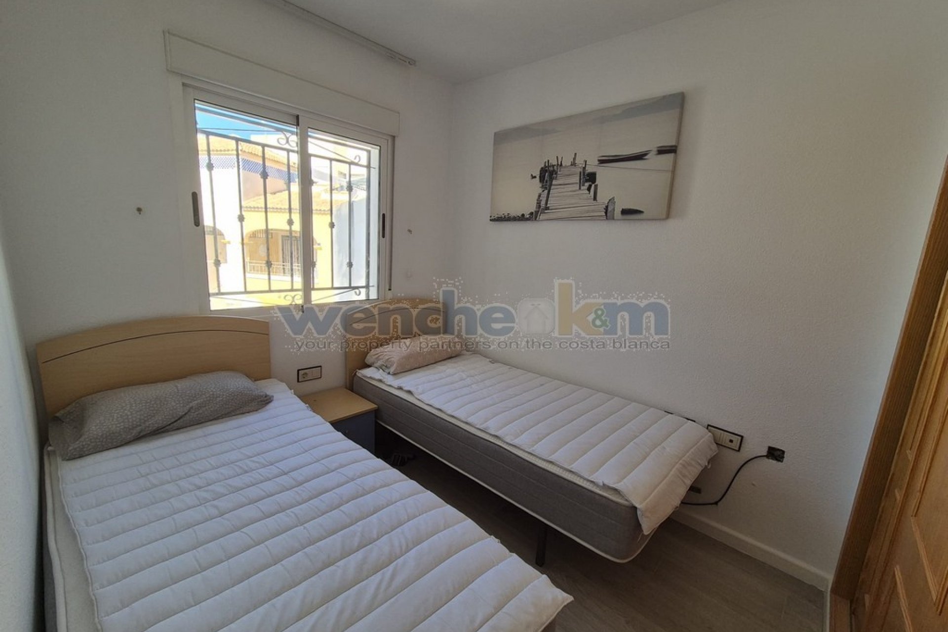 Wiederverkauf - bungalow -
Orihuela Costa - Los Altos