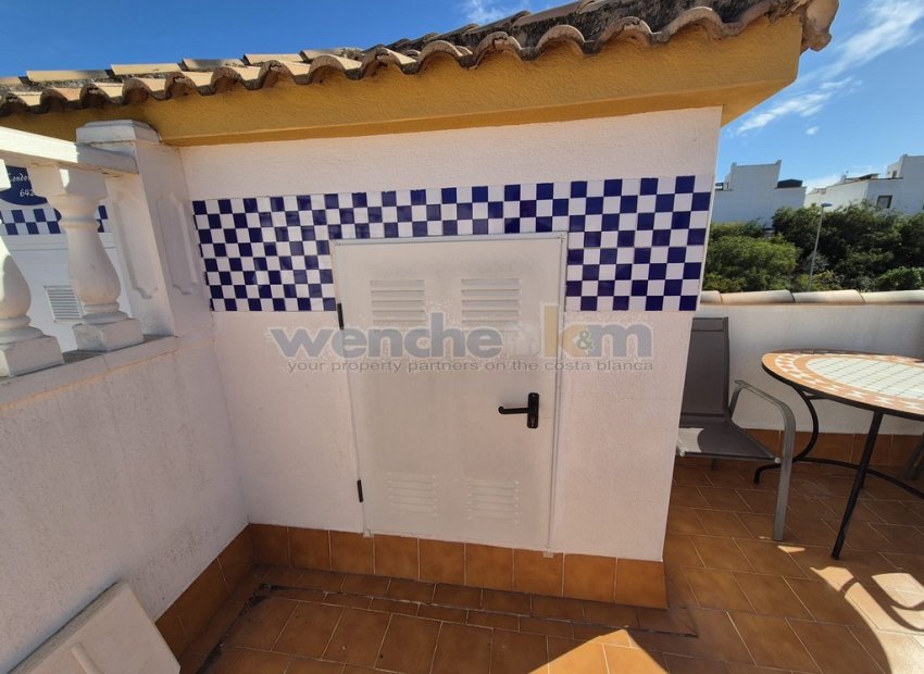 Wiederverkauf - bungalow -
Orihuela Costa - Los Altos