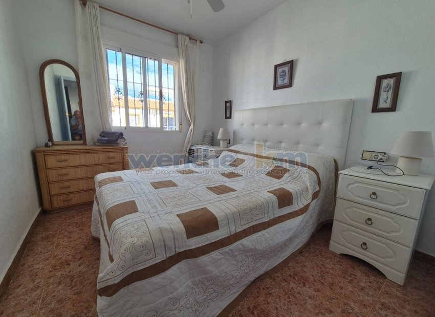 Wiederverkauf - bungalow -
Orihuela Costa - Los Altos