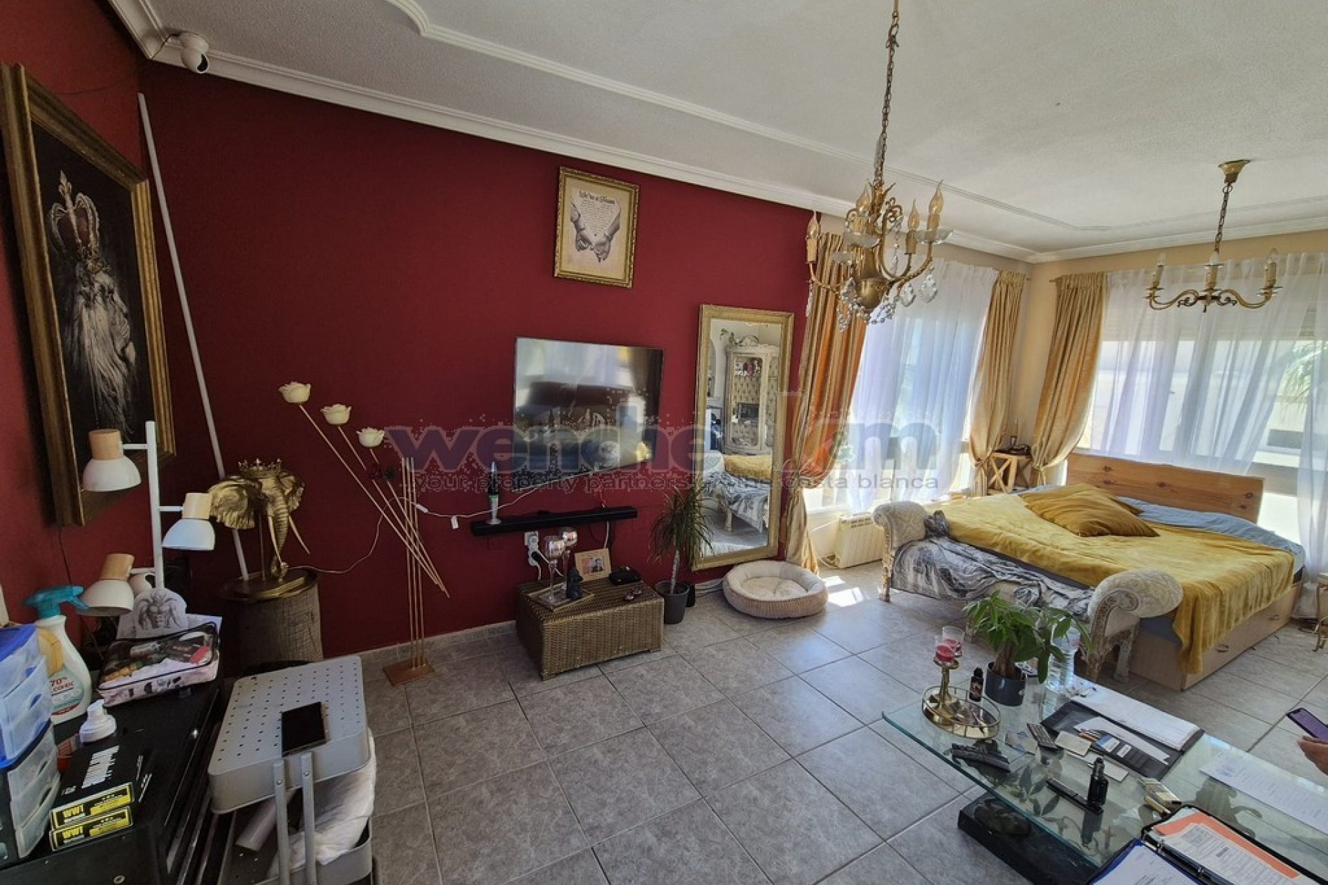 Wiederverkauf - Freistehende Villa -
San Miguel de Salinas