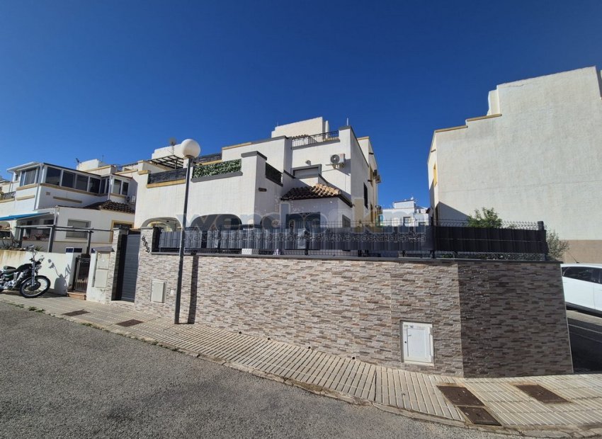 Wiederverkauf - Quatro -
Orihuela Costa - Los Altos