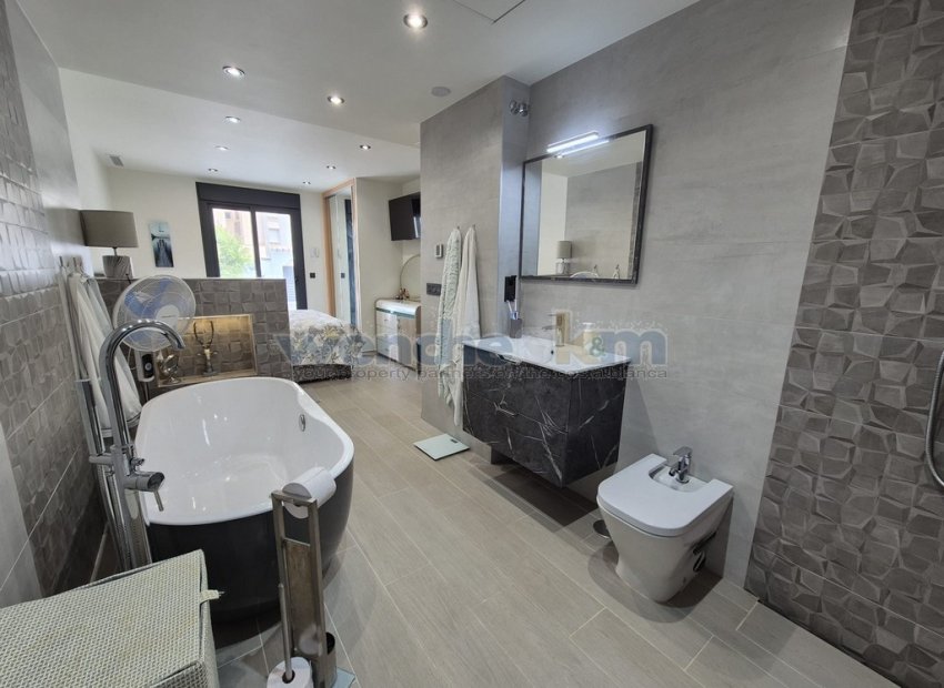 Wiederverkauf - Semi-Detached -
Orihuela Costa - Dehesa de campoamor