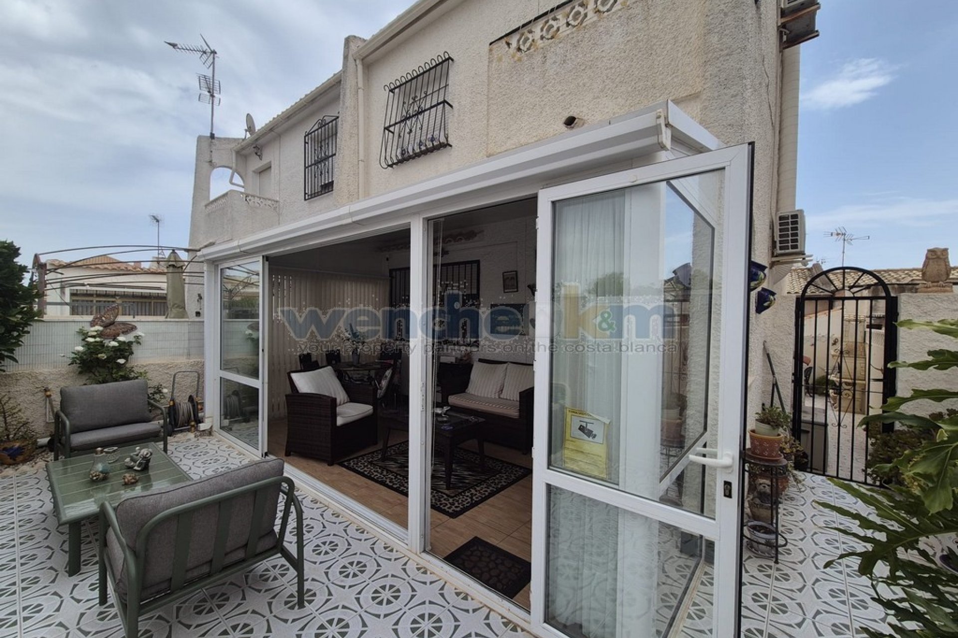 Wiederverkauf - Semi-Detached -
Orihuela Costa - La Florida