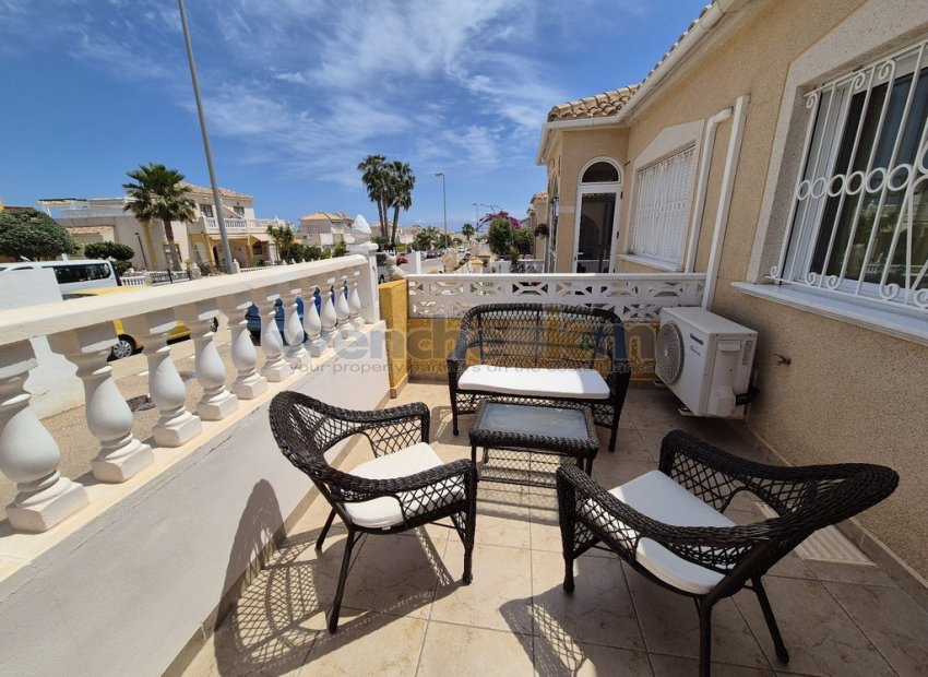 Wiederverkauf - Semi-Detached -
Orihuela Costa - Los Altos