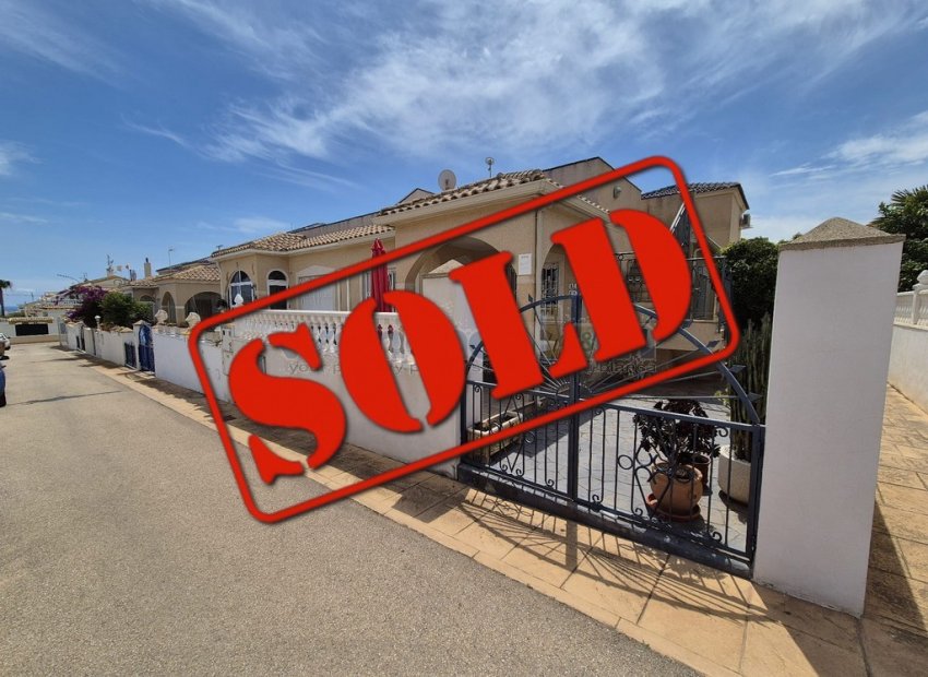 Wiederverkauf - Semi-Detached -
Orihuela Costa - Los Altos