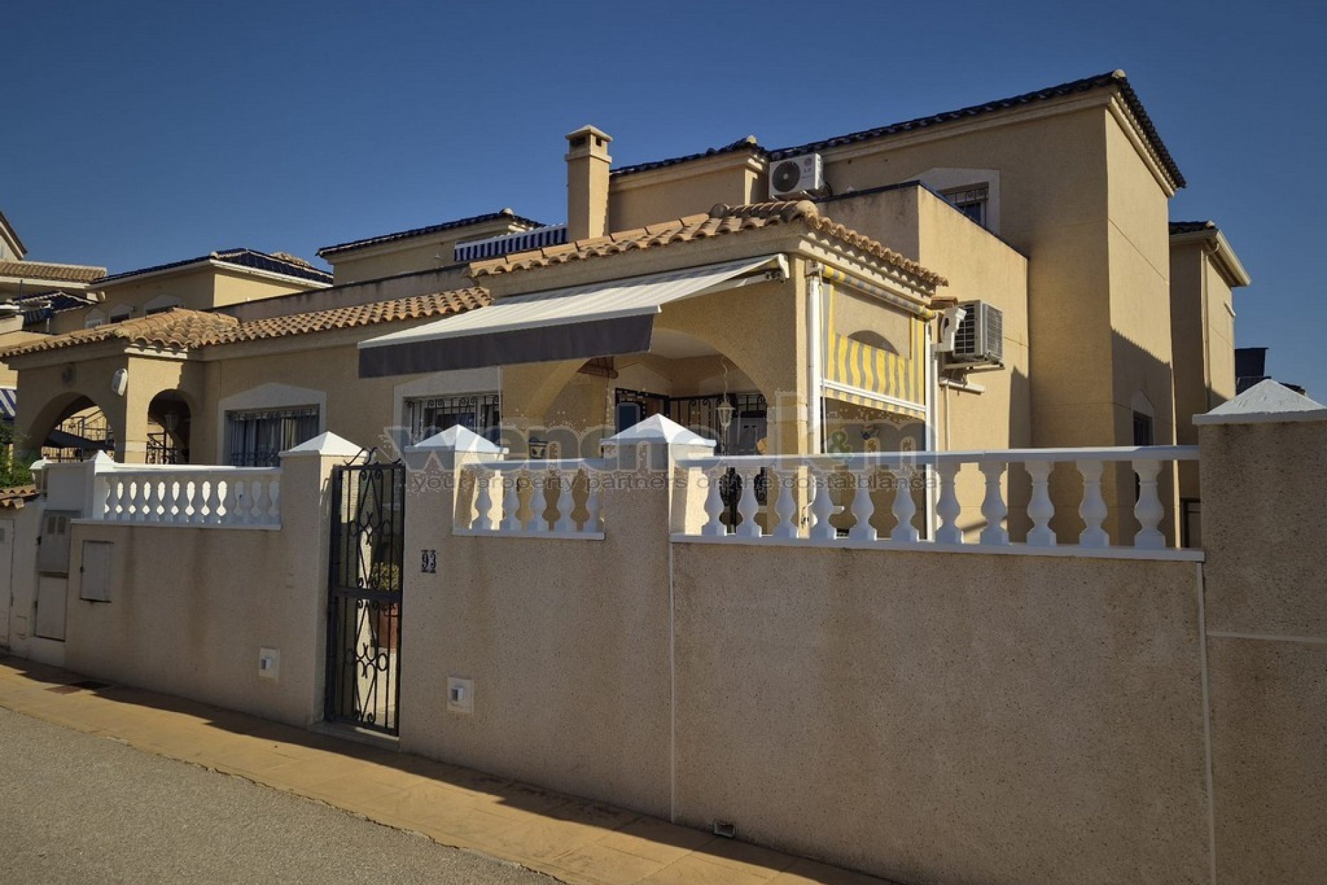 Wiederverkauf - Semi-Detached -
Orihuela Costa - Los Altos