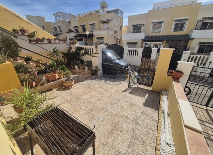 Wiederverkauf - Semi-Detached -
Orihuela Costa - Los Altos