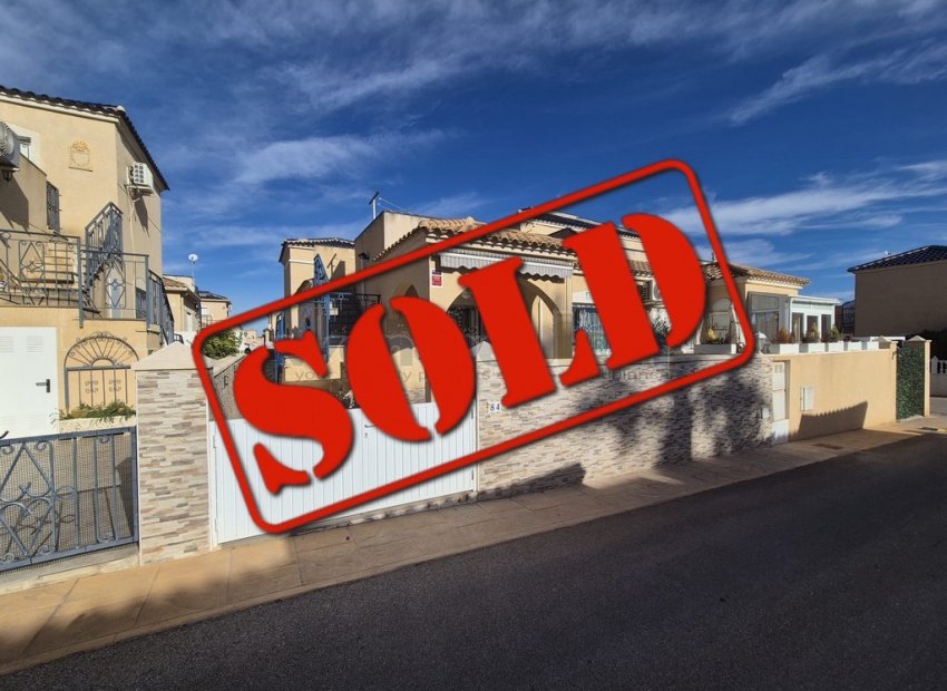 Wiederverkauf - Semi-Detached -
Orihuela Costa - Los Altos