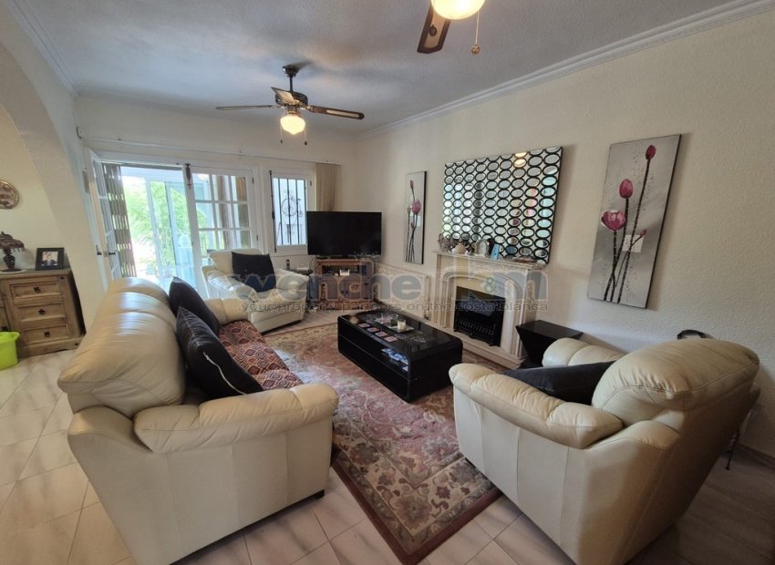 Wiederverkauf - Semi-Detached -
Orihuela Costa - Los Balcones