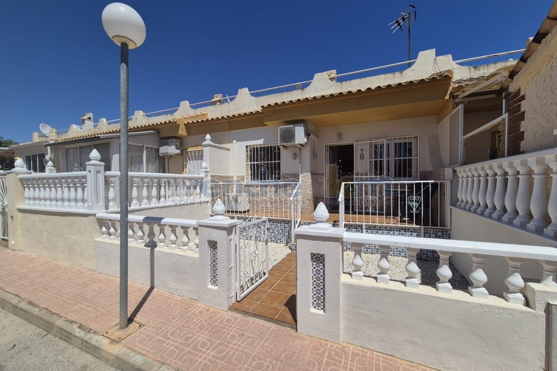 Wiederverkauf - terraced -
Orihuela Costa - La Florida