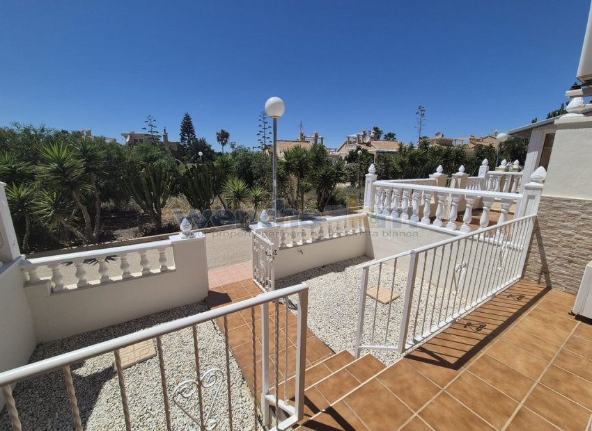 Wiederverkauf - terraced -
Orihuela Costa - La Florida