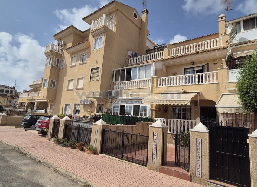 Wiederverkauf - terraced -
Orihuela Costa - La Florida
