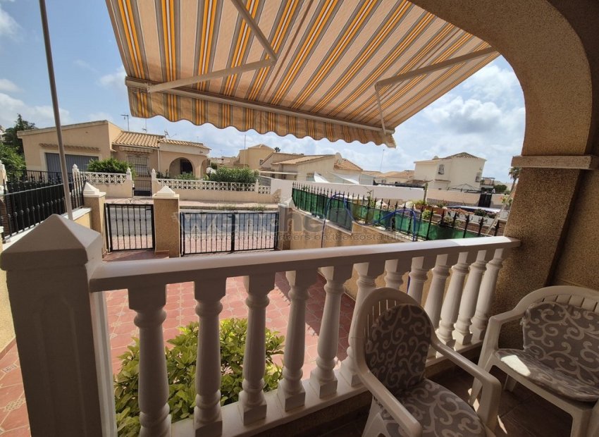 Wiederverkauf - terraced -
Orihuela Costa - La Florida