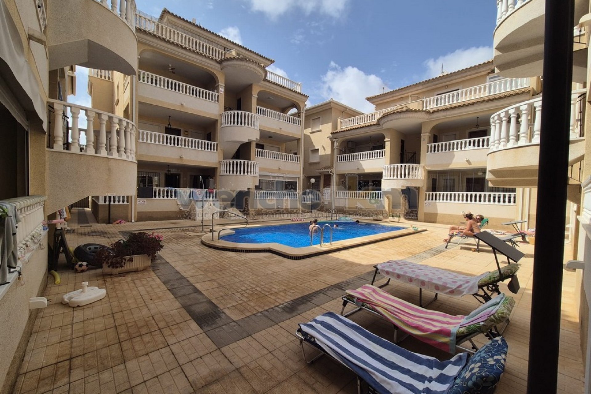 Wiederverkauf - terraced -
Orihuela Costa - La Florida