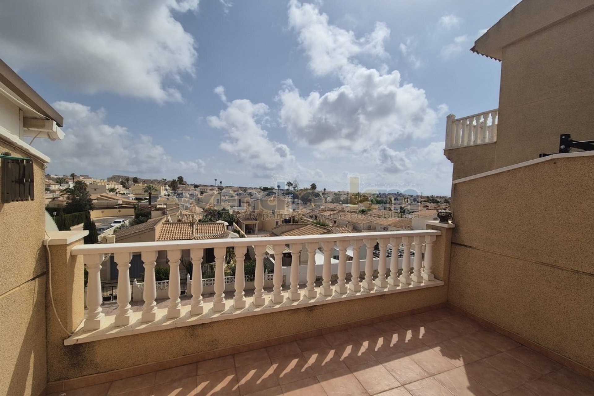 Wiederverkauf - terraced -
Orihuela Costa - La Florida