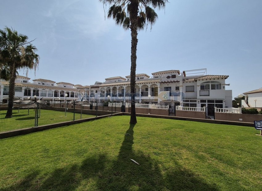 Wiederverkauf - terraced -
Orihuela Costa - Los Altos