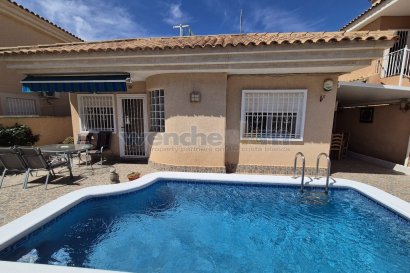 Resale - Detached Villa -
Torrevieja