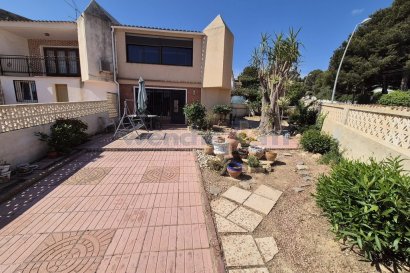 Revente - terraced -
Orihuela Costa - Los Balcones