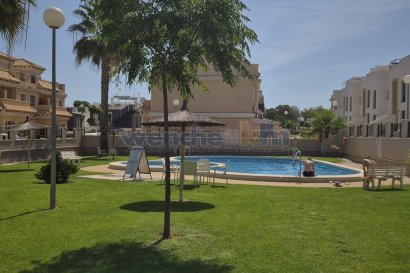 Resale - Terraced House -
Orihuela Costa - Villamartín