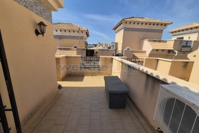Resale - Terraced House -
Orihuela Costa - Villamartín