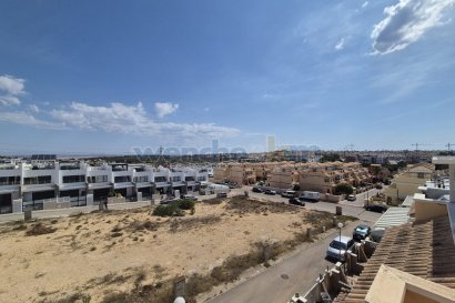 Resale - Terraced House -
Orihuela Costa - Villamartín