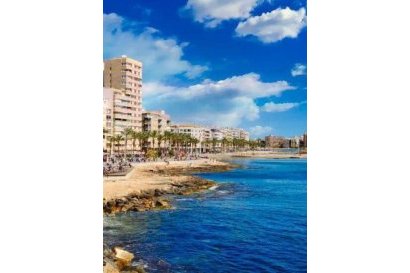 Obra nueva - Apartamento / Piso -
Torrevieja