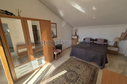 Resale - Duplex -
Orihuela Costa - Villamartín