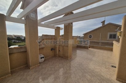 Videresalg - Frittliggende villa -
Orihuela Costa - Los Altos