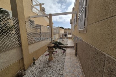 Videresalg - Frittliggende villa -
Orihuela Costa - Los Altos