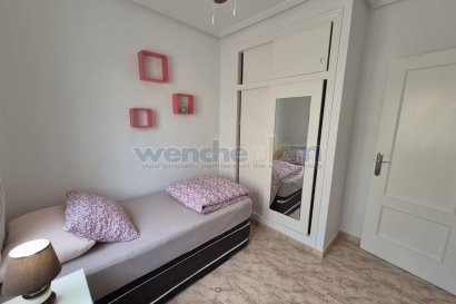 Videresalg - Frittliggende villa -
Orihuela Costa - Los Altos