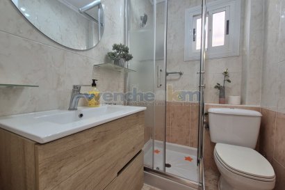 Videresalg - Frittliggende villa -
Orihuela Costa - Los Altos