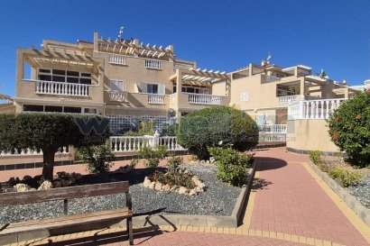Resale - Quatro -
Orihuela Costa - Playa Flamenca