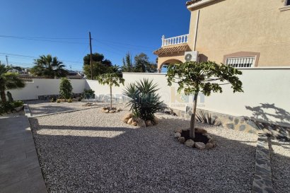 Återförsäljning - Fristående villa -
Orihuela Costa - Los Balcones