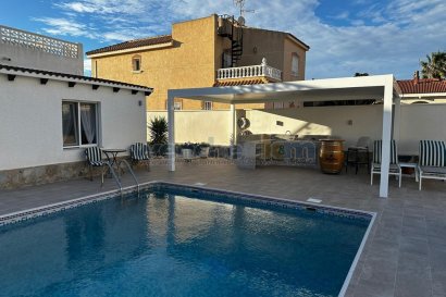 Återförsäljning - Fristående villa -
Orihuela Costa - Los Balcones