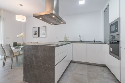 Neue Gebäude - Bungalow-Apartment -
Torrevieja